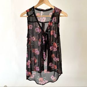 XHILARATION 🌿 WOMEN / TEEN 🌿 BLOUSE 🌿 BLACK and PINK FLORAL 🌿 SHEER 🌿